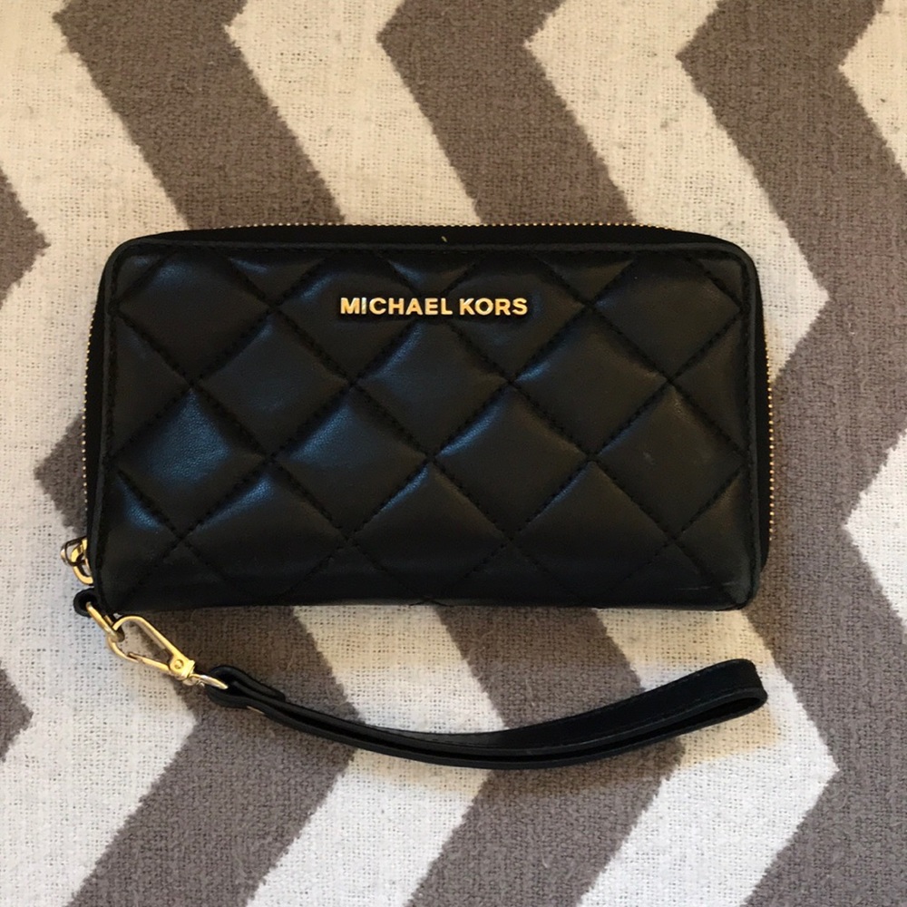 MK wristlet